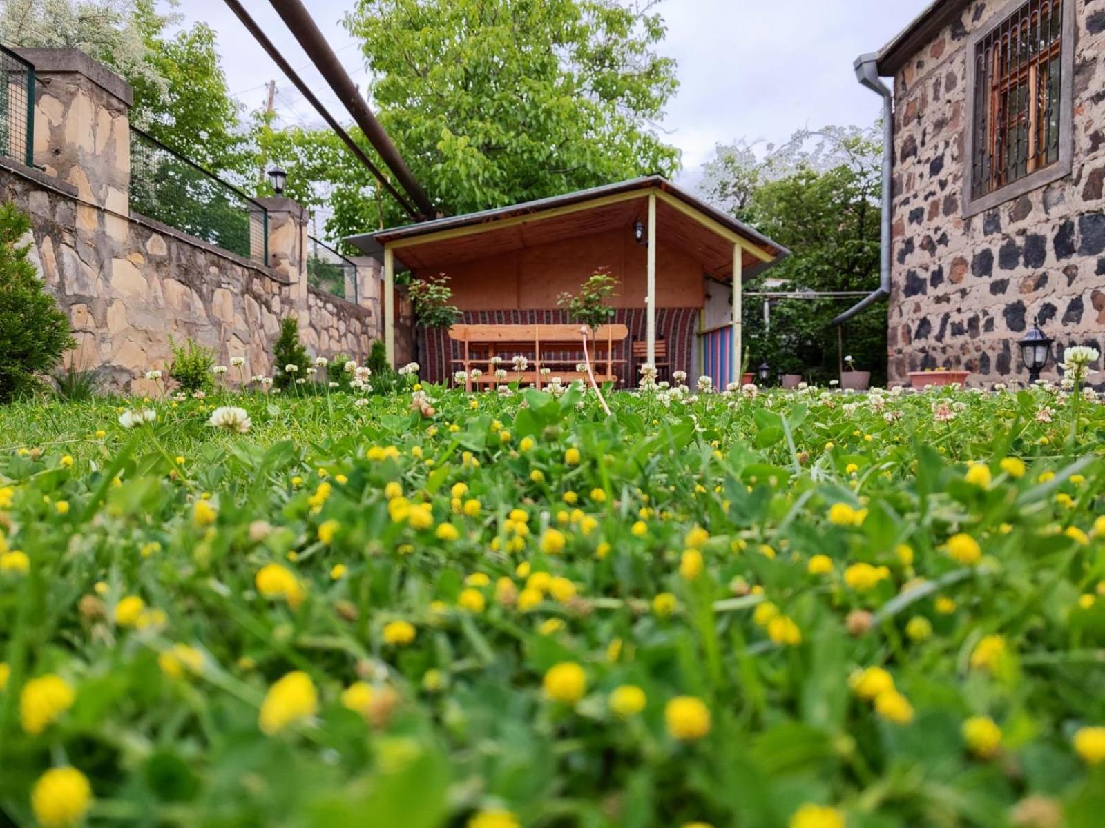 Nataly Campsite Yeghegnadzor Eksteriør billede